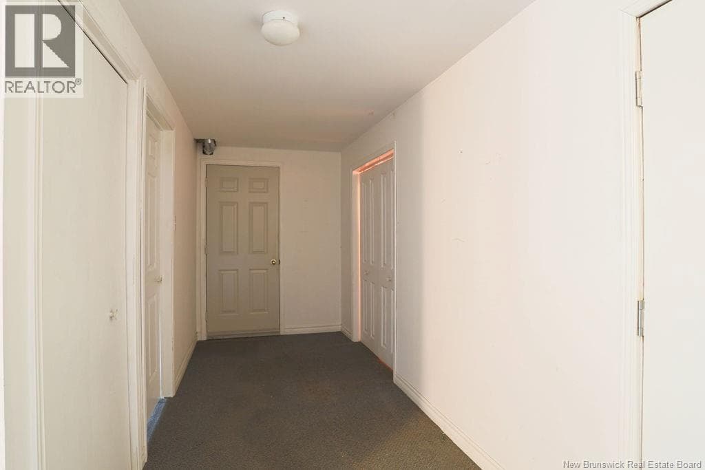 18 Garrison Drive, photo 36