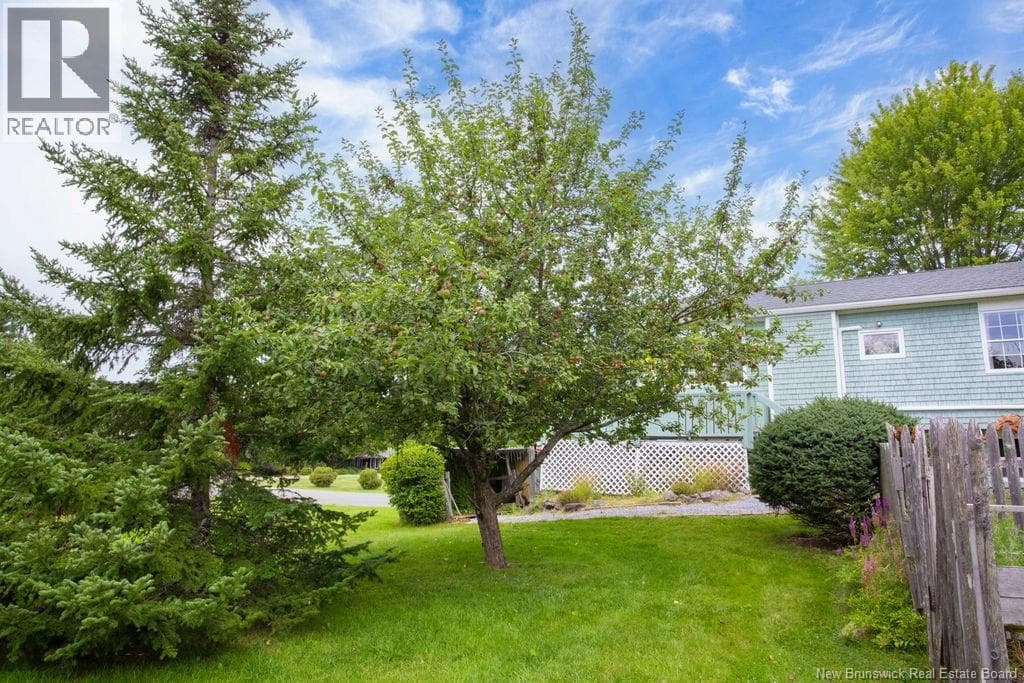 18 Garrison Drive, photo 48