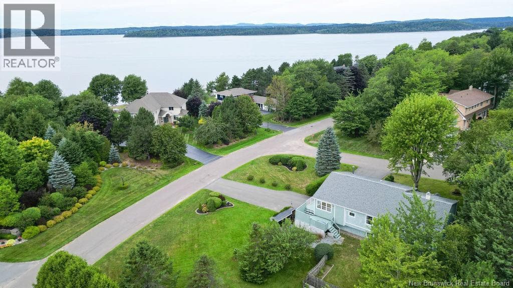 18 Garrison Drive, photo 50