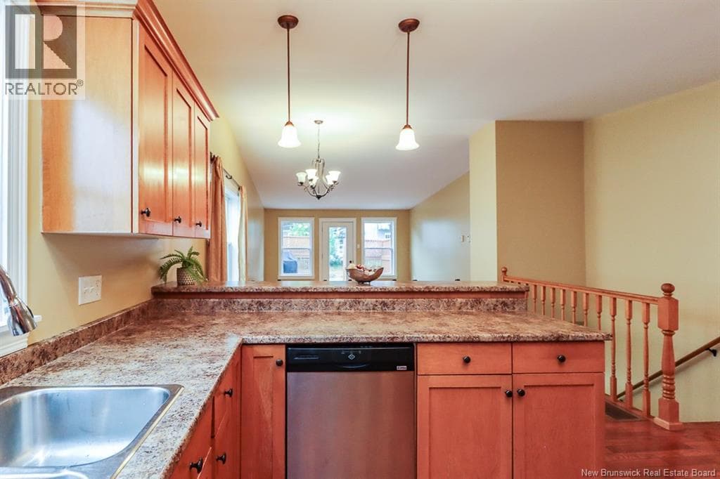 78 Tudor Lane, photo 14