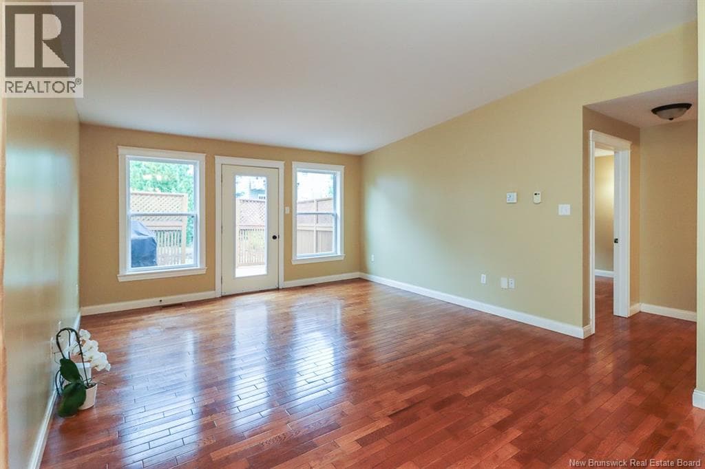 78 Tudor Lane, photo 22