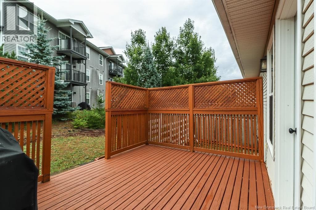 78 Tudor Lane, photo 32