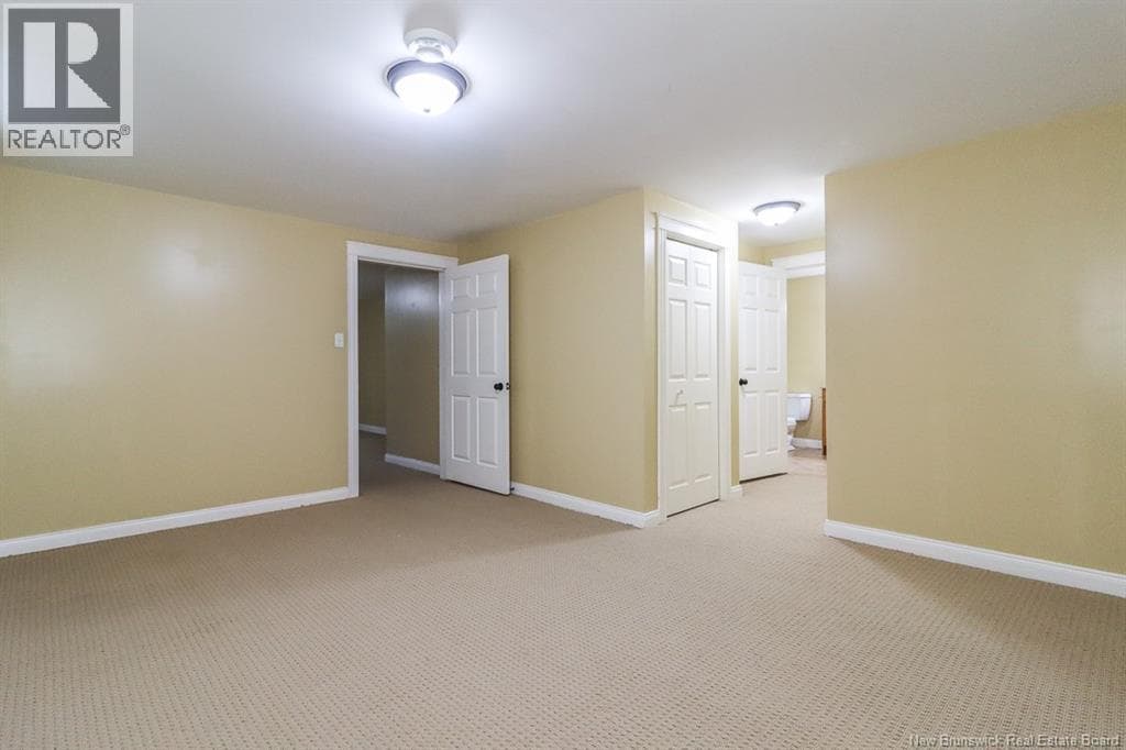 78 Tudor Lane, photo 40