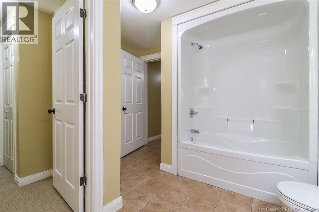 78 Tudor Lane, photo 42