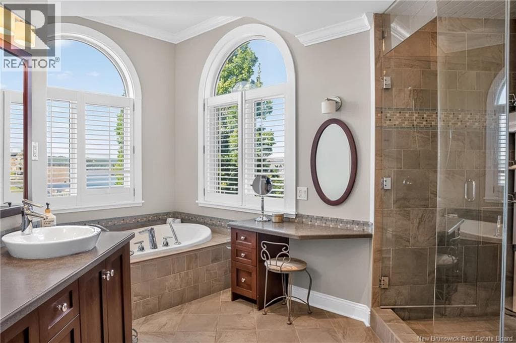 5 Admiralty Drive, photo 32