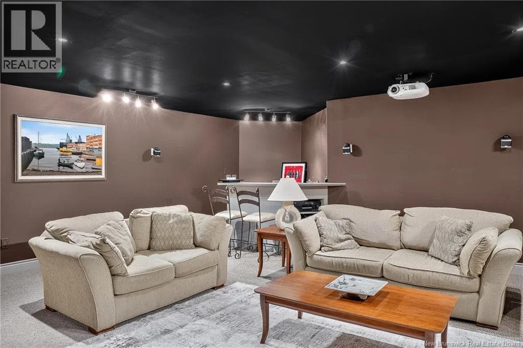 5 Admiralty Drive, photo 37