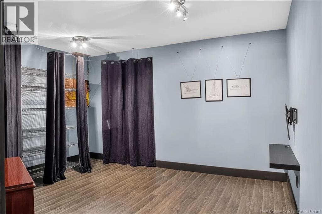 5 Admiralty Drive, photo 42