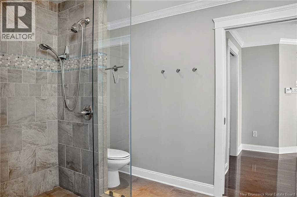 5 Admiralty Drive, photo 34