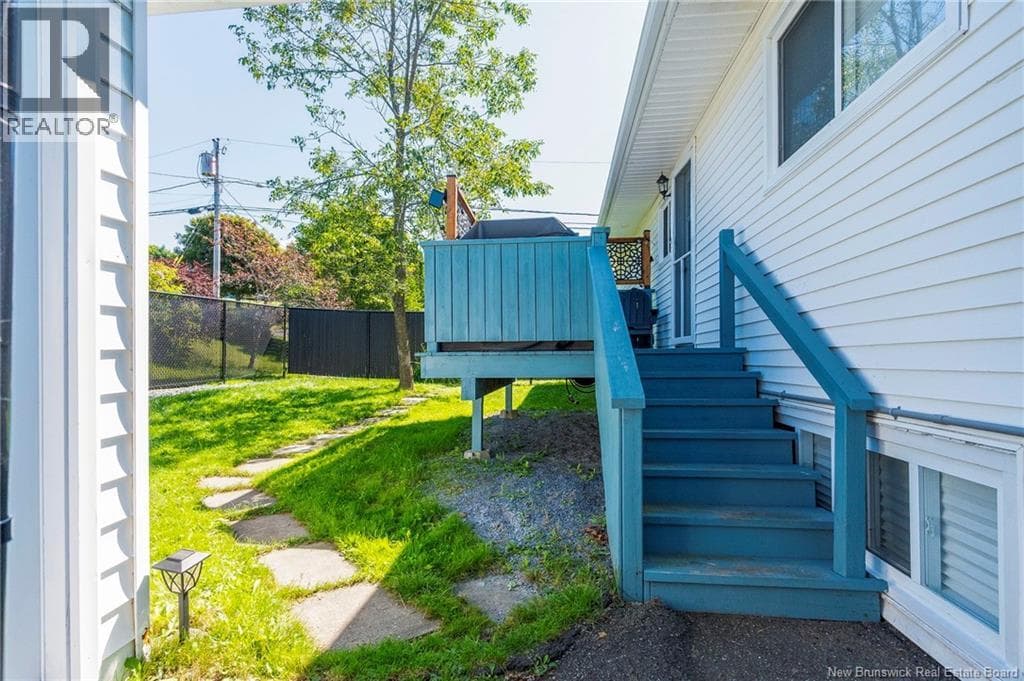 50 Glengarry Drive, photo 41