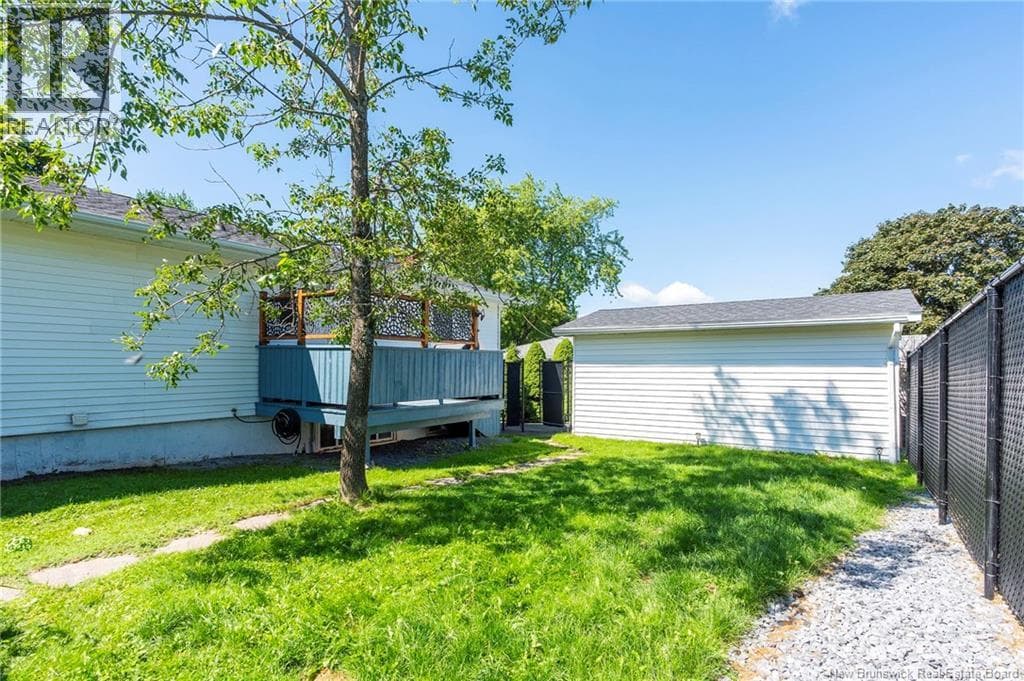 50 Glengarry Drive, photo 43
