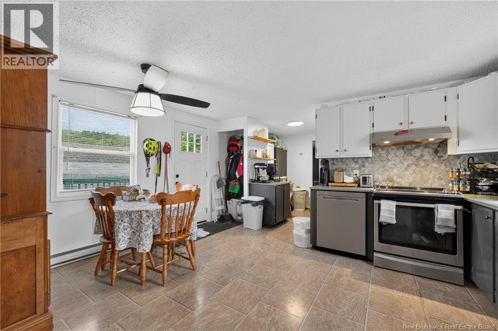 33 Glenview Drive, photo 4