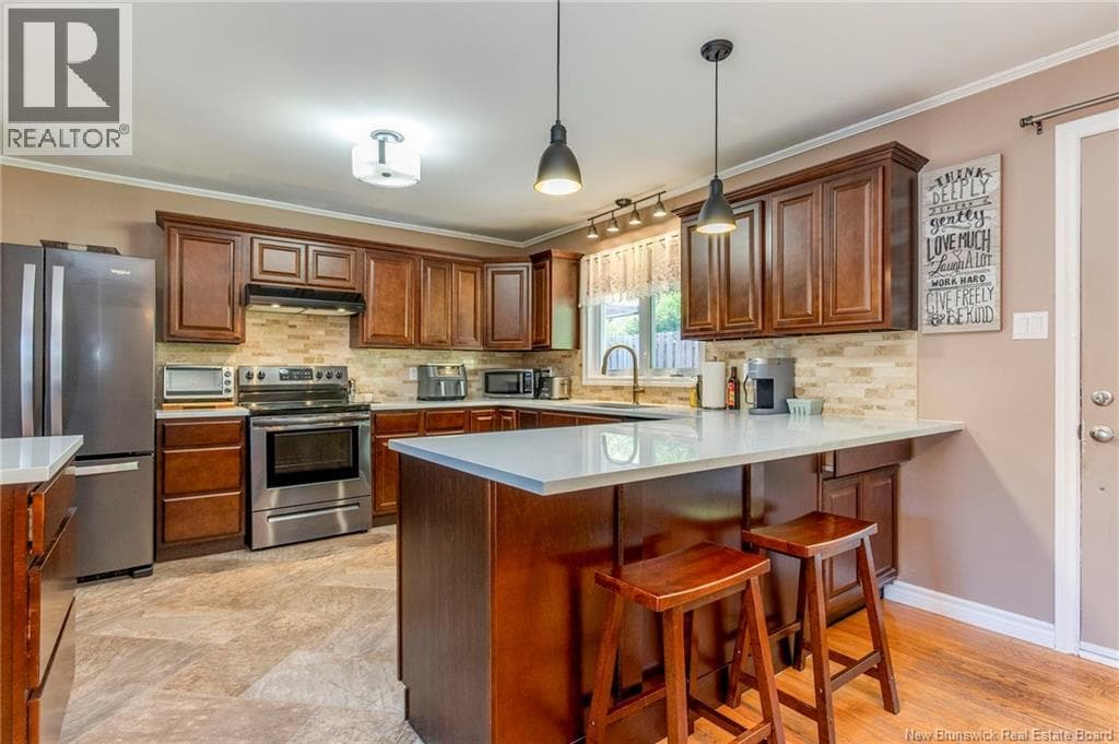 40 Majestic Drive, photo 8