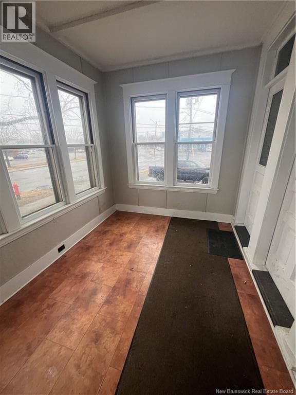 102-104 Lansdowne Avenue, photo 2