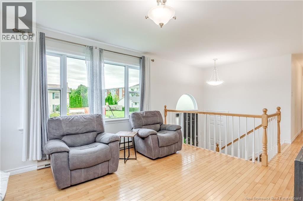 111 Scotiaview Drive, photo 9