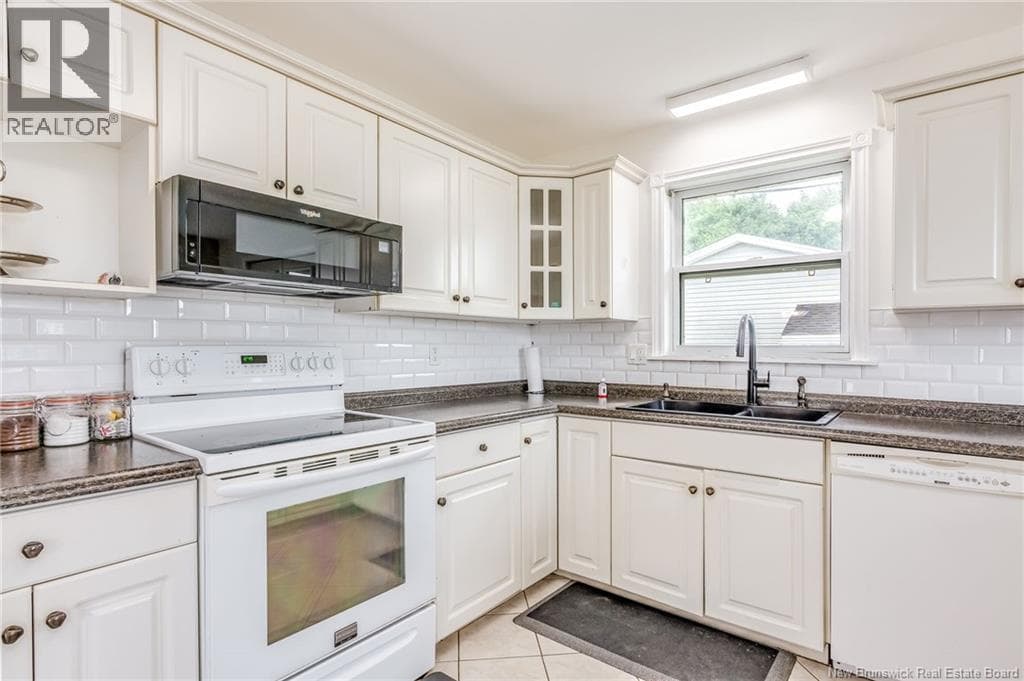 111 Scotiaview Drive, photo 11