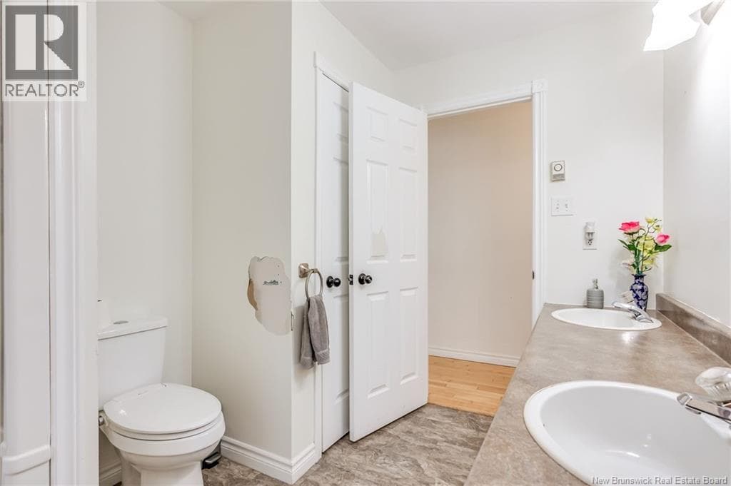 111 Scotiaview Drive, photo 25
