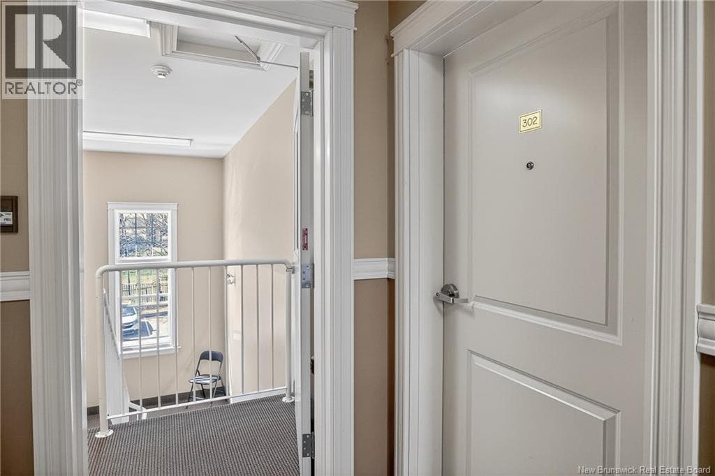 20 King George Court Unit# 302, photo 8