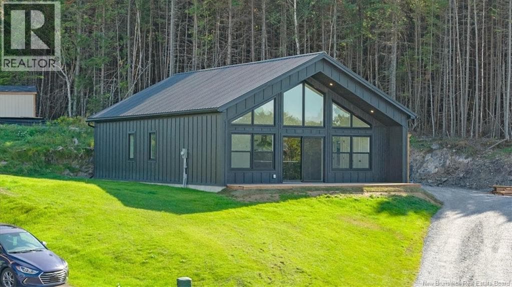 85 Old Lake Trail, photo 3