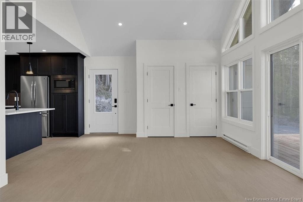 85 Old Lake Trail, photo 9