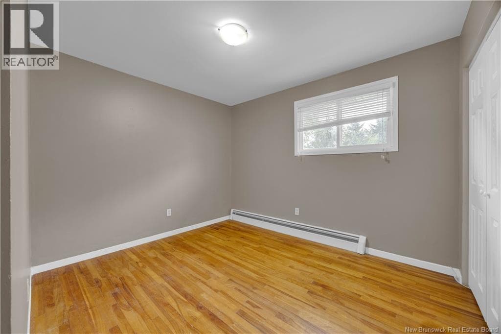 581 Michael Crescent, photo 19