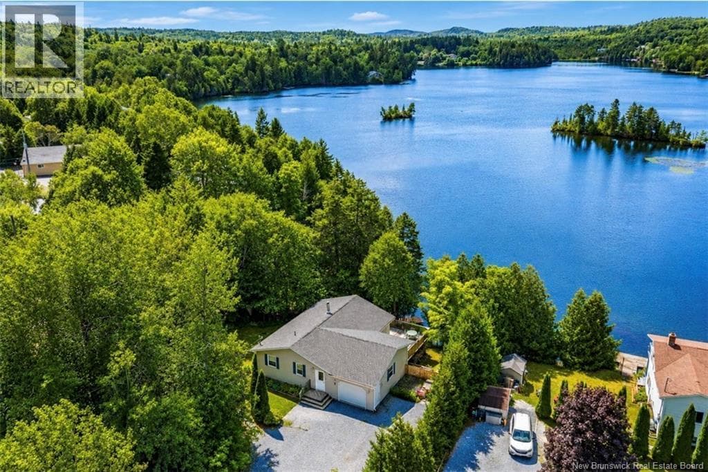 3 Watercrest Road
