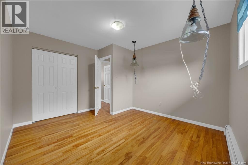 581 Michael Crescent, photo 23
