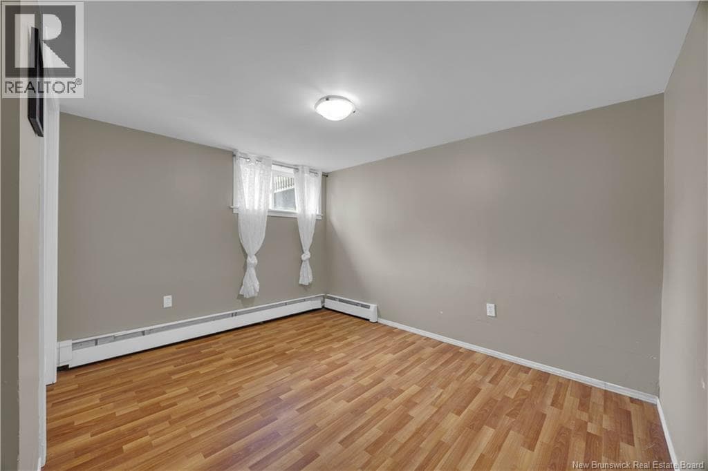 581 Michael Crescent, photo 26