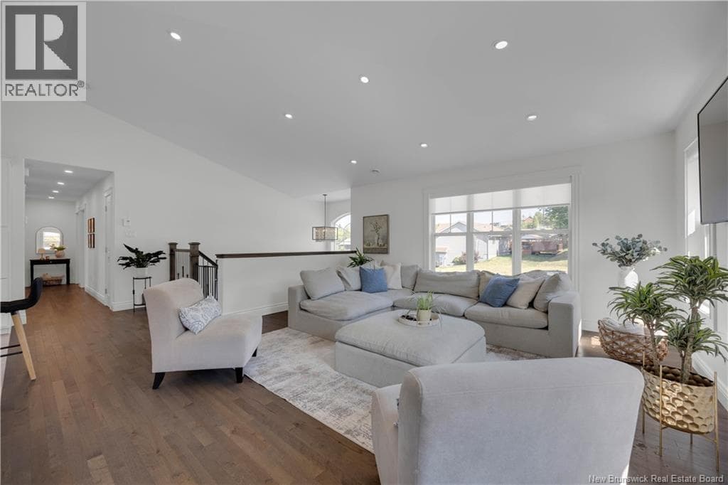 4 Chartwell Court, photo 8