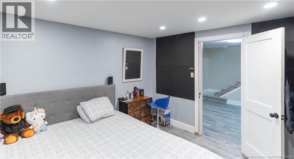 5 Esdale Drive, photo 24