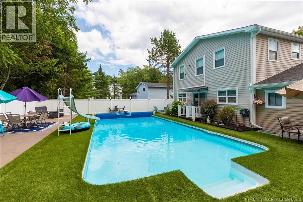 5 Esdale Drive, photo 7