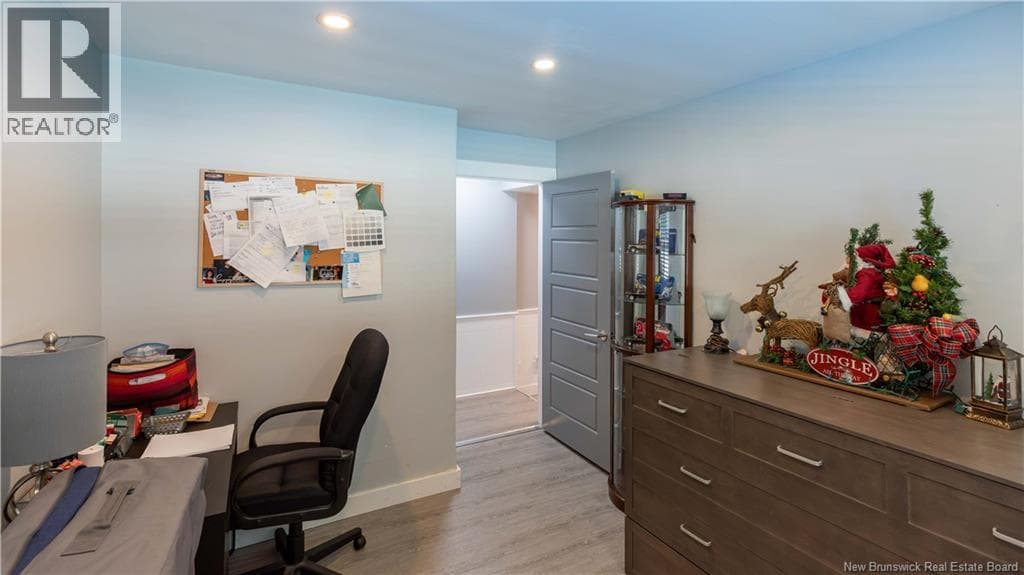 5 Esdale Drive, photo 36