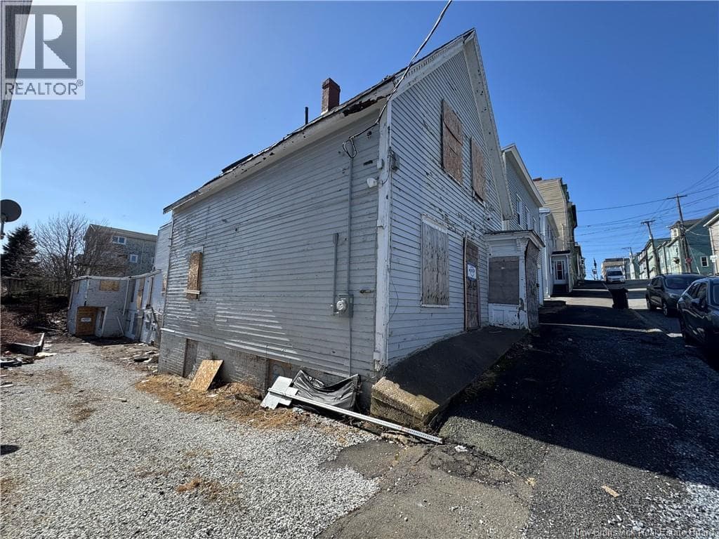 140 Elliott Row, photo 3