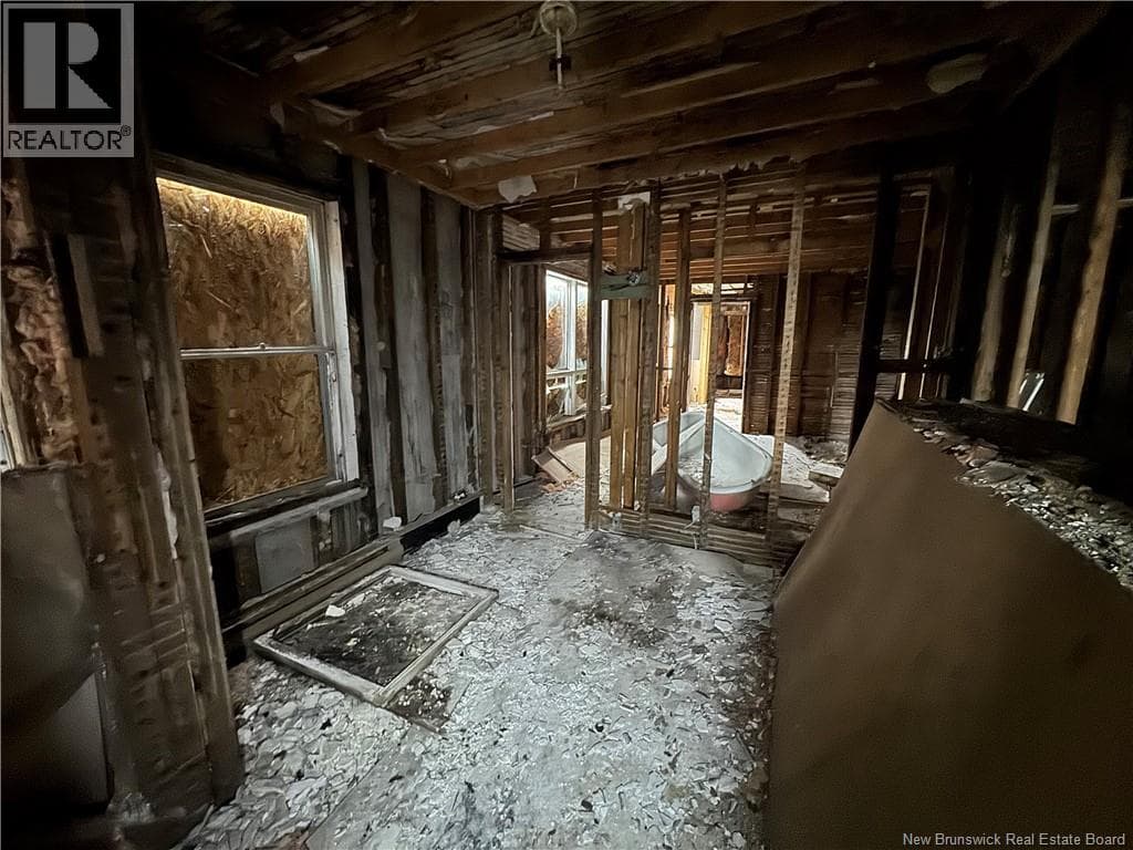 140 Elliott Row, photo 4