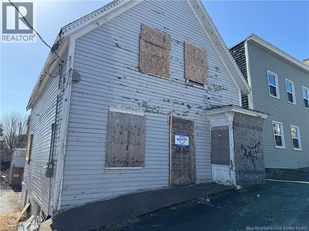 140 Elliott Row