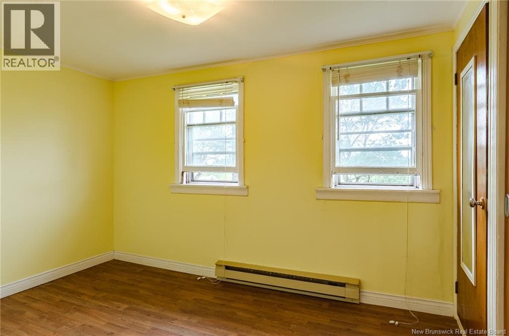 454 Milford Road, photo 10