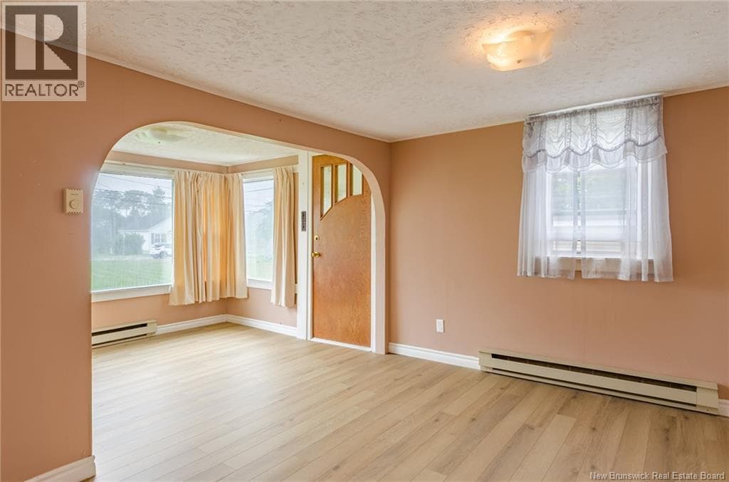 454 Milford Road, photo 14