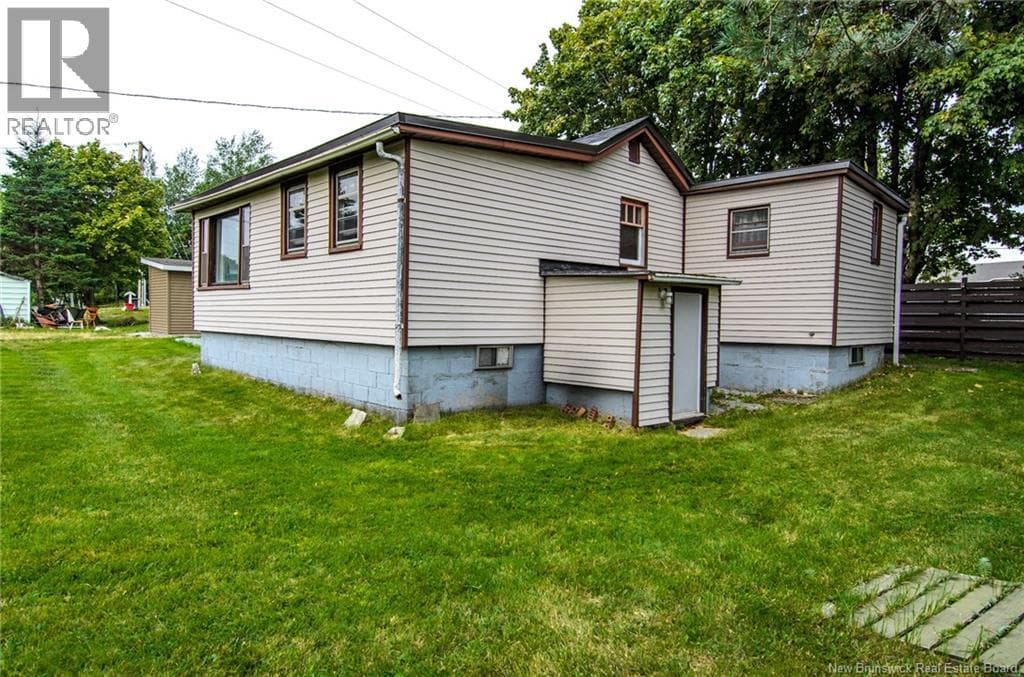 454 Milford Road, photo 31