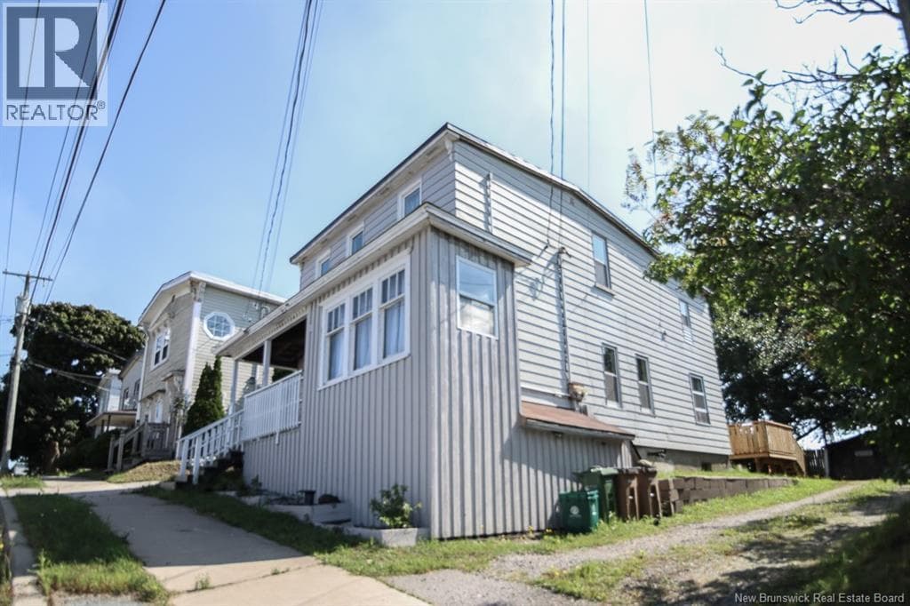 605-607 Harding Street, photo 3
