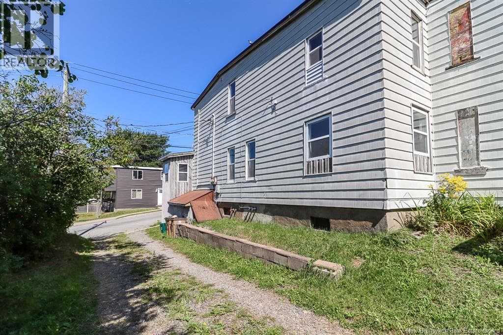 605-607 Harding Street, photo 7