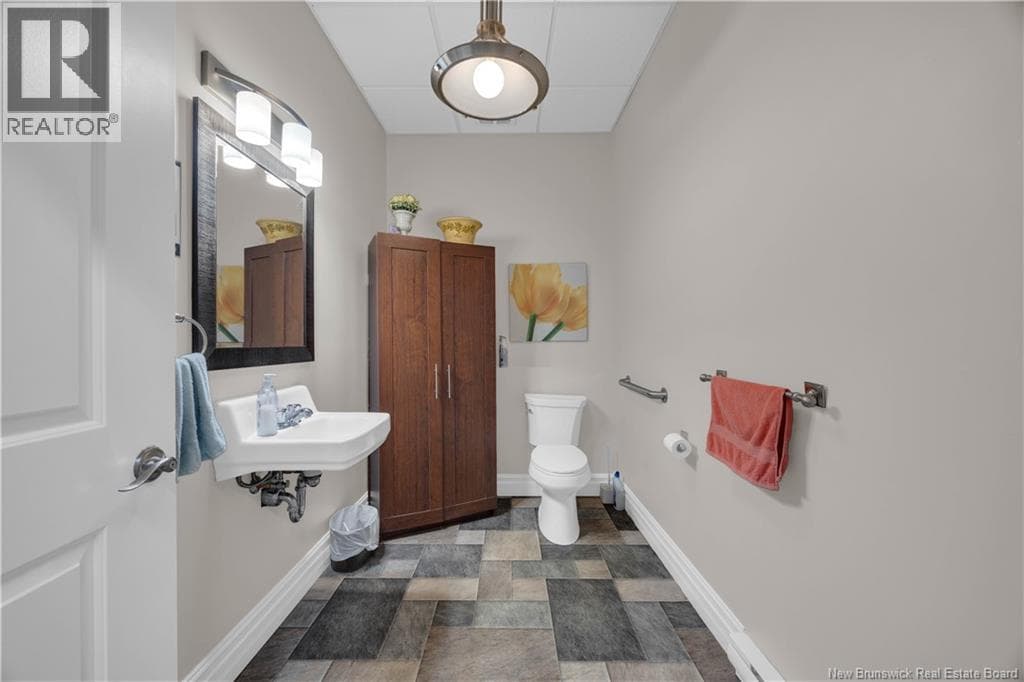28 Pettingill, photo 25