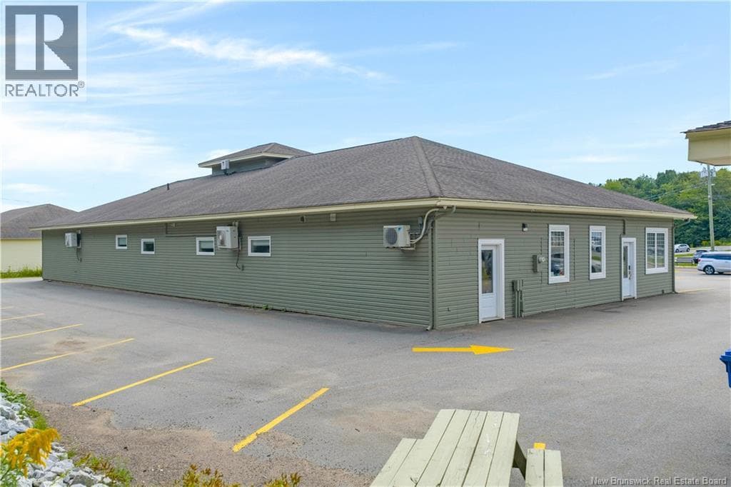 28 Pettingill, photo 43