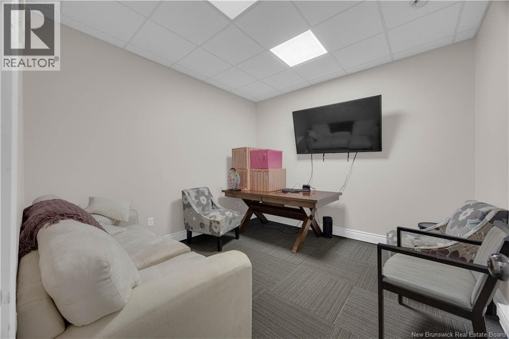 28 Pettingill, photo 13