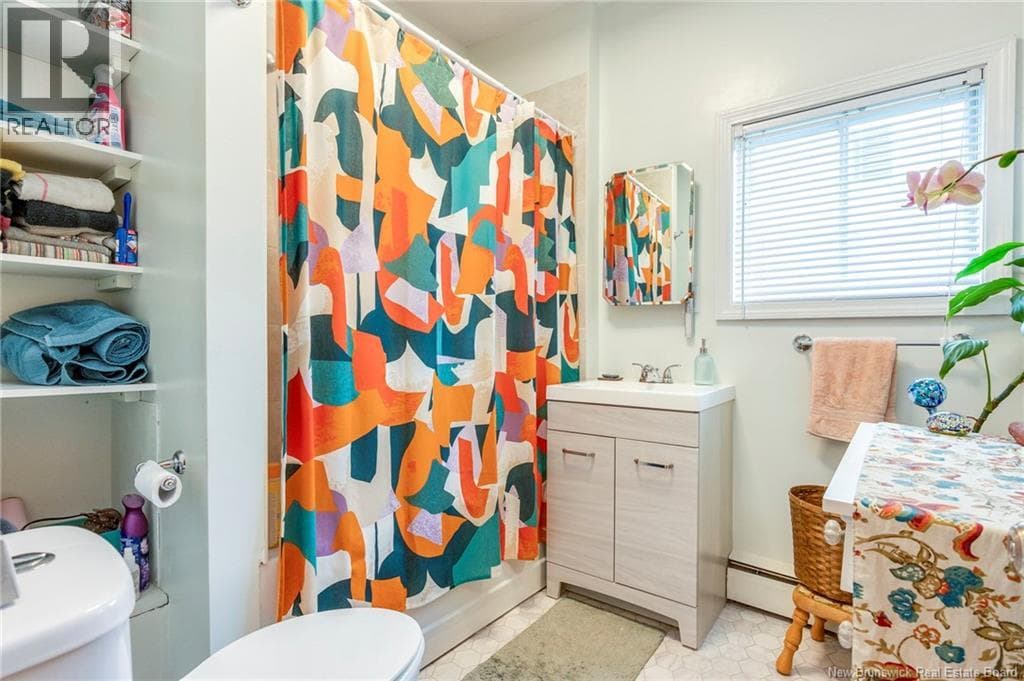 377 Douglas Avenue, photo 14