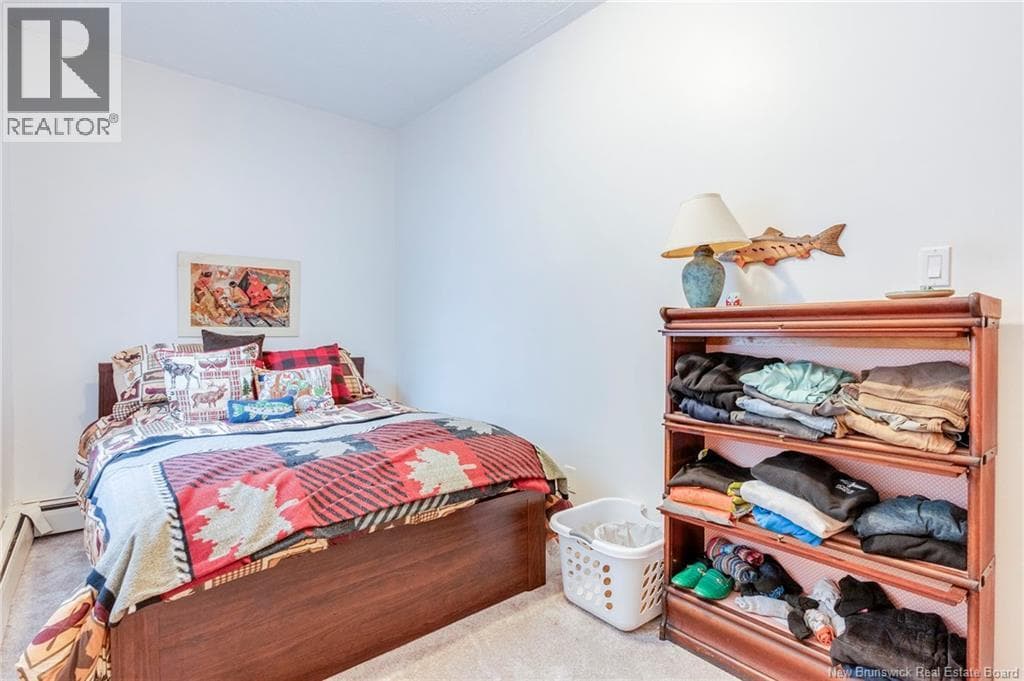 377 Douglas Avenue, photo 20