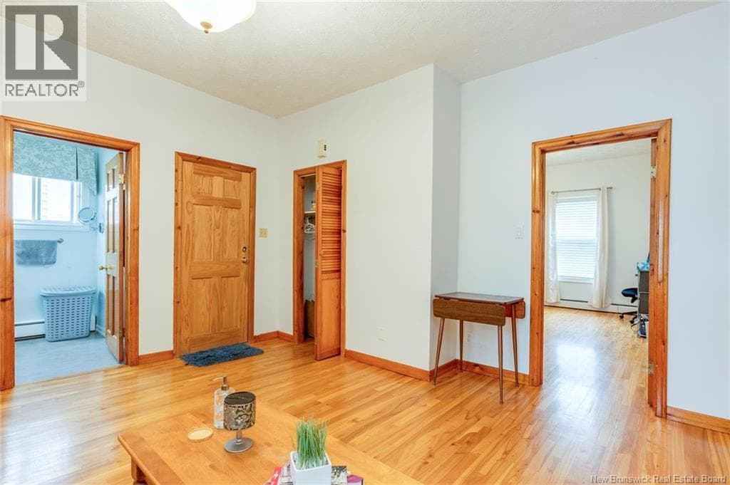 377 Douglas Avenue, photo 31