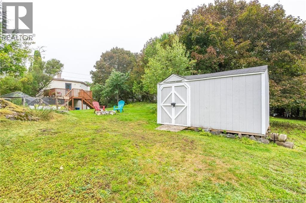 377 Douglas Avenue, photo 47