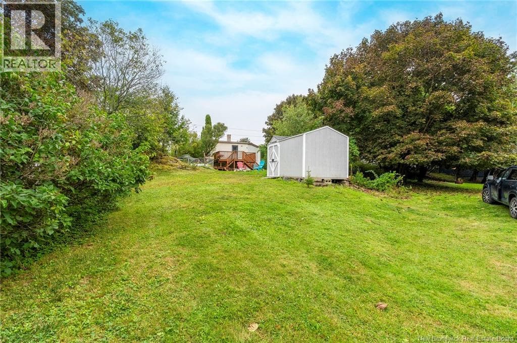 377 Douglas Avenue, photo 48