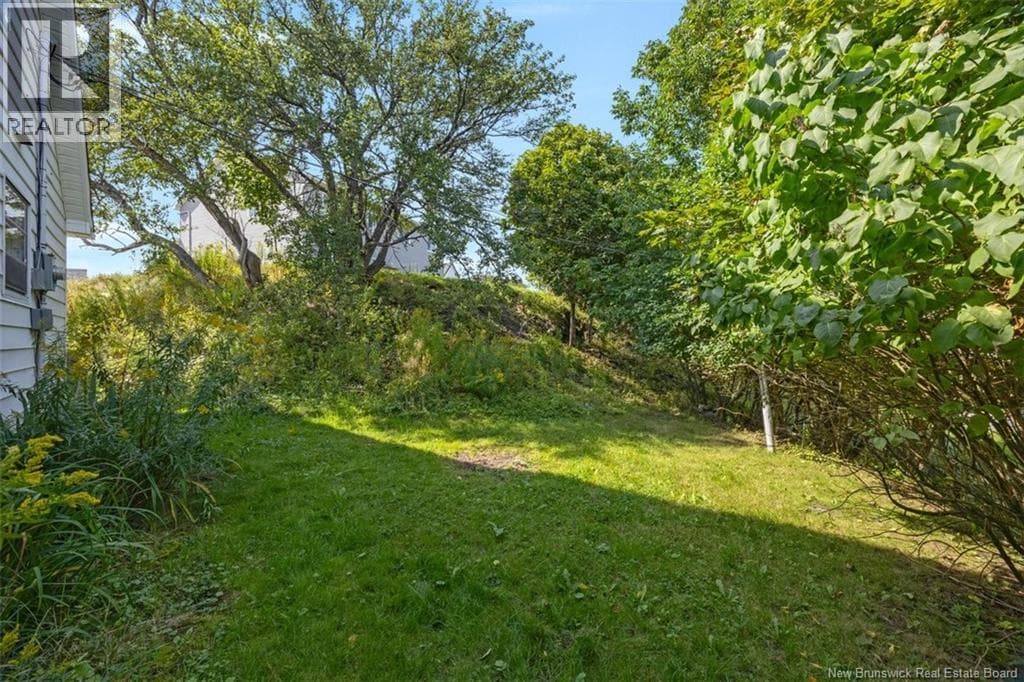 103 Visart Street, photo 28