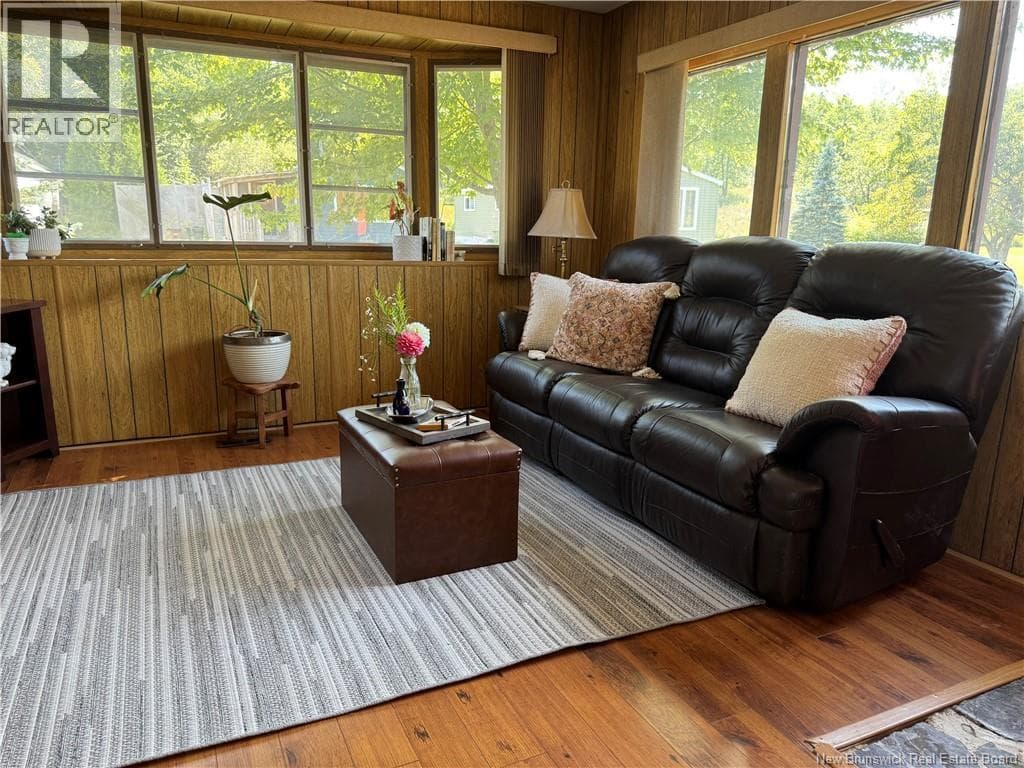 144 Conifer Crescent, photo 6