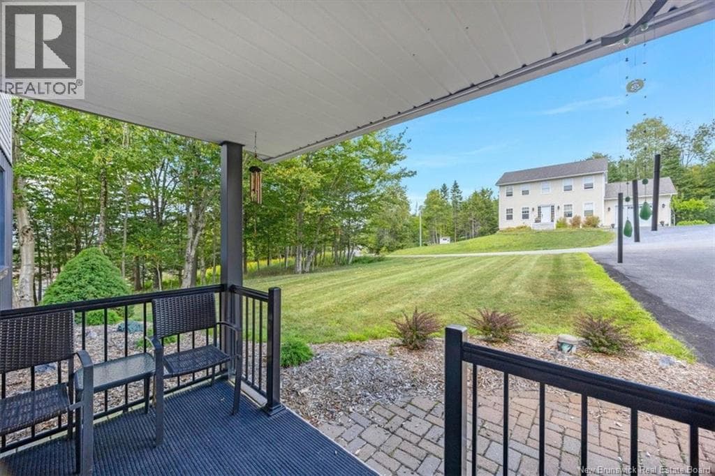 16 Braun Crescent, photo 5